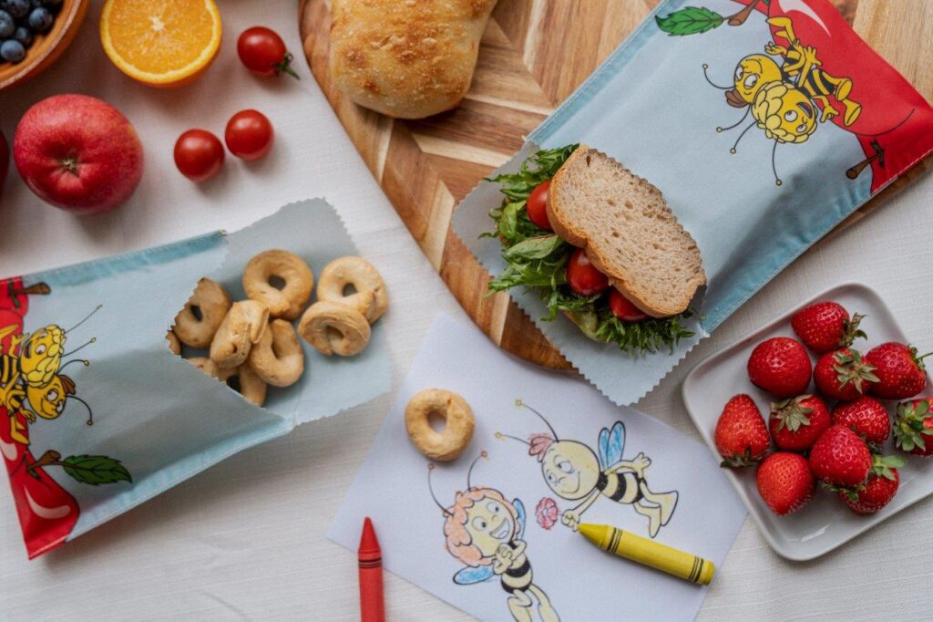 Lunchzakjes voor een nieuw schooljaar 4 boterhamzakje Maya de Bij