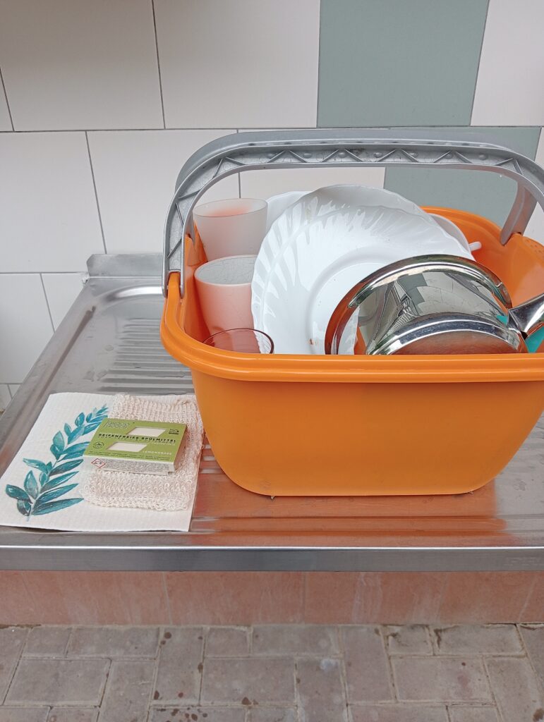 Zero waste campinglife 1 - de vaat 1 zero waste afwassen