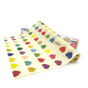 Rol bijenwasdoek met gekleurde hartjes